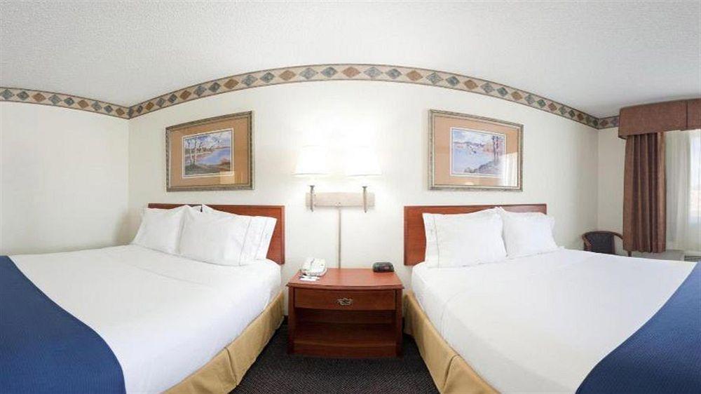 Holiday Inn Express Casper I-25 By Ihg מראה חיצוני תמונה